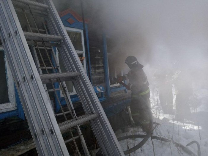 Возгорание дома на площади 64 квадратных метра произошло в Шигонском районе