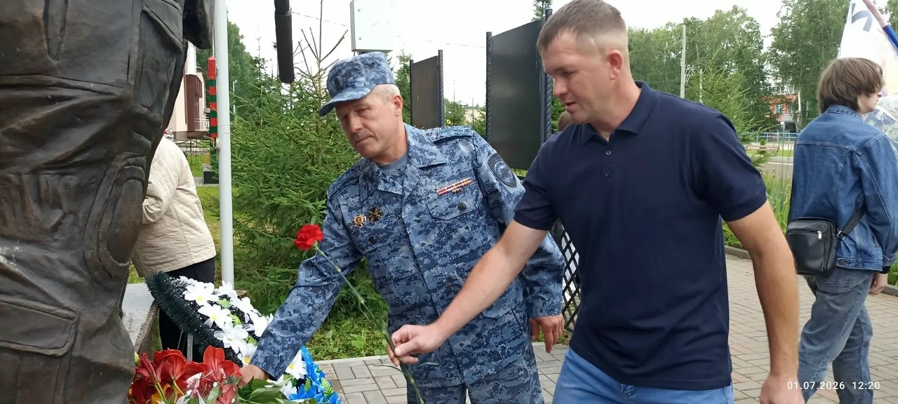 В Челно-Вершинском районе 1 июля также состоялось торжественное мероприятие, посвященное Дню ветеранов боевых действий.