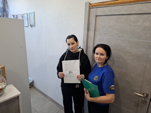 Профилактика пожарной безопасности в Нефтегорском районе: инструктор противопожарной профилактики напомнила жителям о правилах безопасности