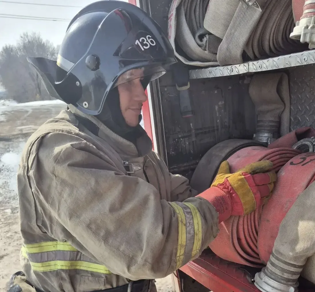 В Кинельском районе на территории одного из социально значимых объектов прошло пожарное-тактическое учение