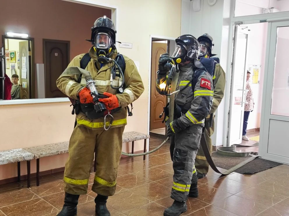 Пожарно-тактическое занятие прошло в Елховском районе