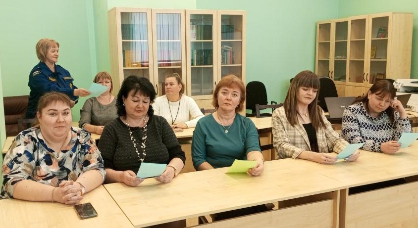 Безопасность превыше всего! Безопасность превыше всего!