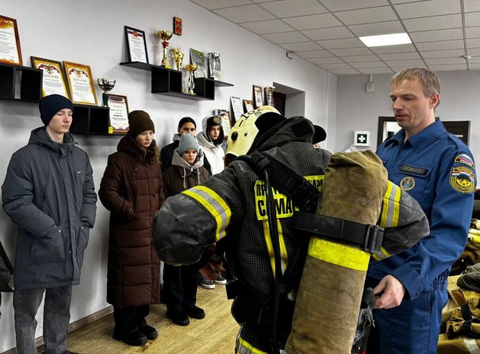 Знакомство с работой пожарных