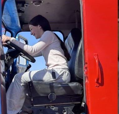 Старшеклассники познакомились с рабочими буднями огнеборцев