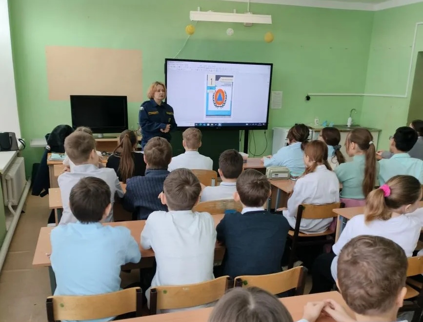 В преддверии Всемирного дня гражданской обороны