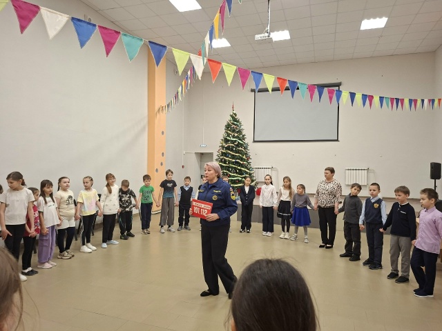 В Челно-Вершинском районе наш инструктор противопожарной профилактики рассказала о мерах пожарной безопасности