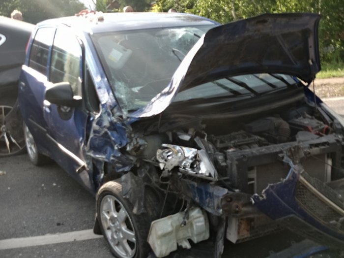 ДТП с участием трех автомобилей произошло в Ставропольском районе
