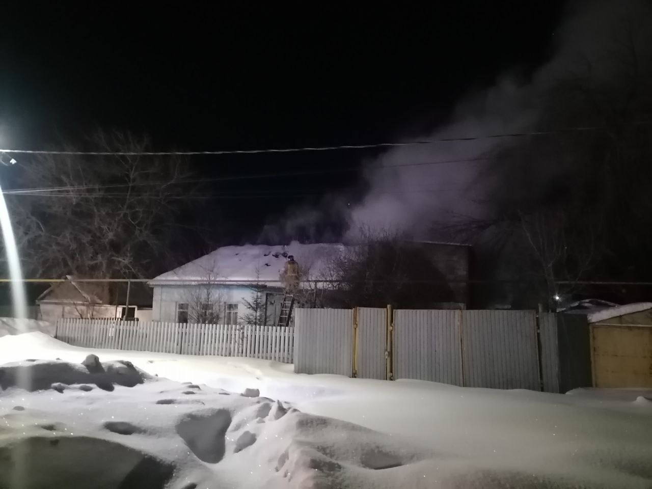 Несколько пожаров произошли в Волжском районе