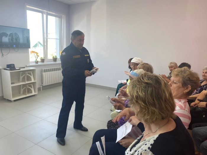 В Сергиевском районе пожилым людям напомнили о пожарной безопасности