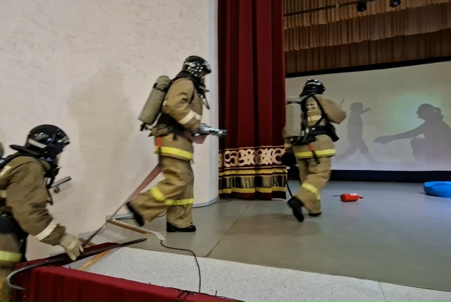 Тренировочное пожарно-тактическое учение прошло и в Челно-Вершинском районе