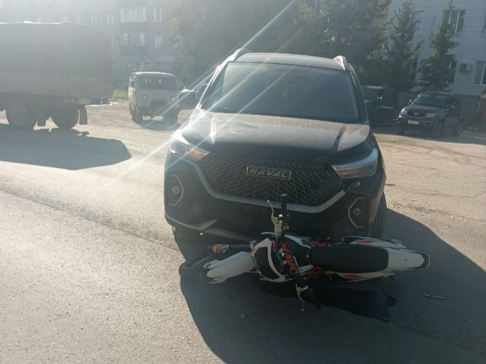 В Сергиевском районе произошло столкновение легкового автомобиля HAVAL и мини-мотоцикла питбайк