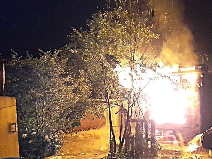 Тревожные выходные выдались у огнеборцев Красноярского района
