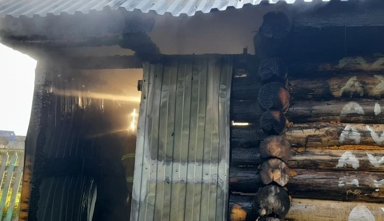 Воскресные выезды на пожары наших огнеборцев в Челно-Вершинском районе