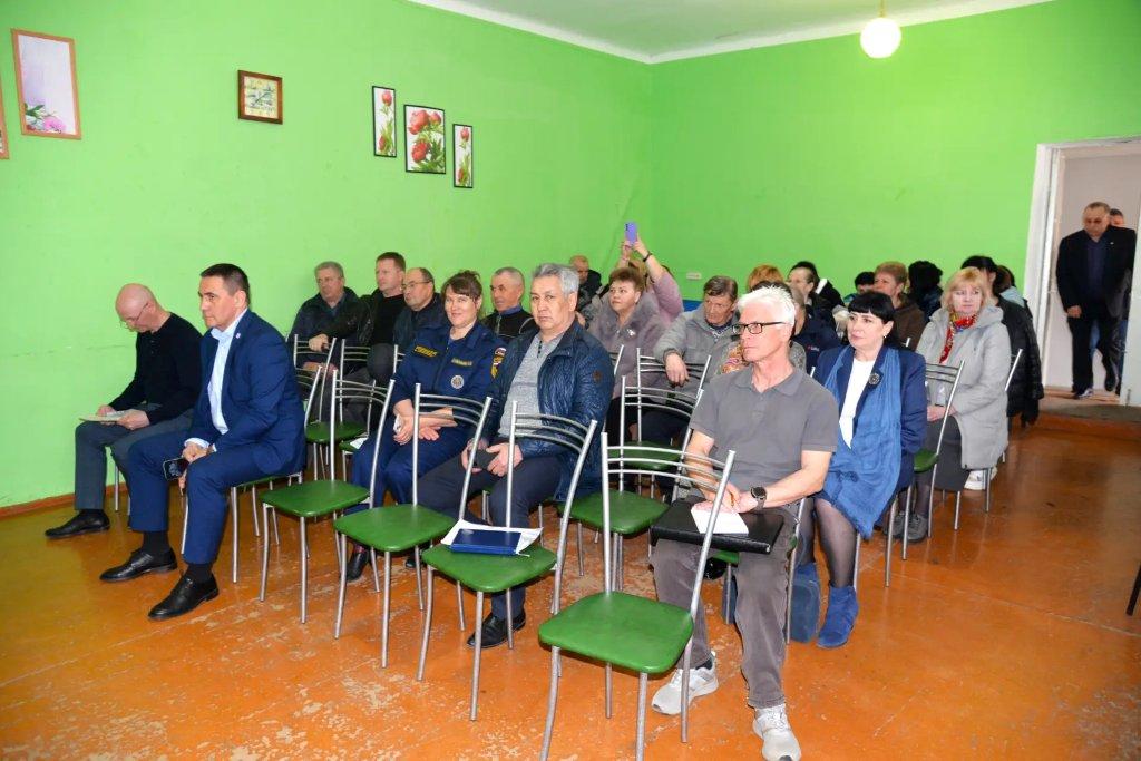 В Красноармейском районе на сходе граждан обсудили меры по профилактике пожаров