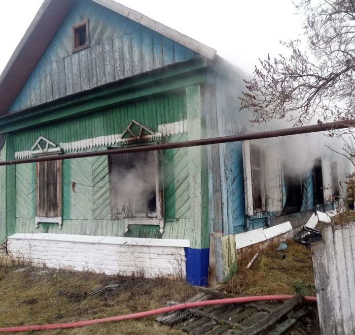 В Кинельском районе в частном доме произошёл пожар на площади 120 квадратных метров