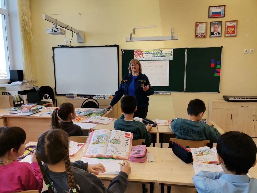 Школьники Приволжья узнали, как вести себя при чрезвычайной ситуации