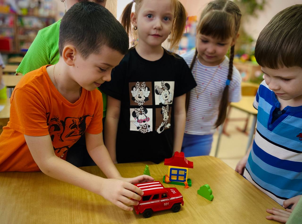 С дошкольниками повторили правила пожарной безопасности