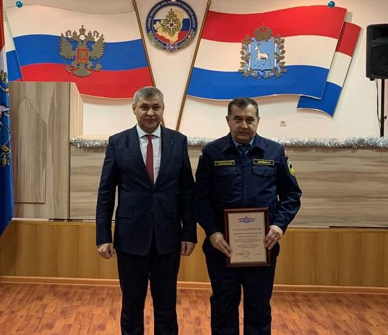 В День спасателя Российской Федерации наши огнеборцы поощрены правами Губернатора Самарской области Вячеслава Федорищева
