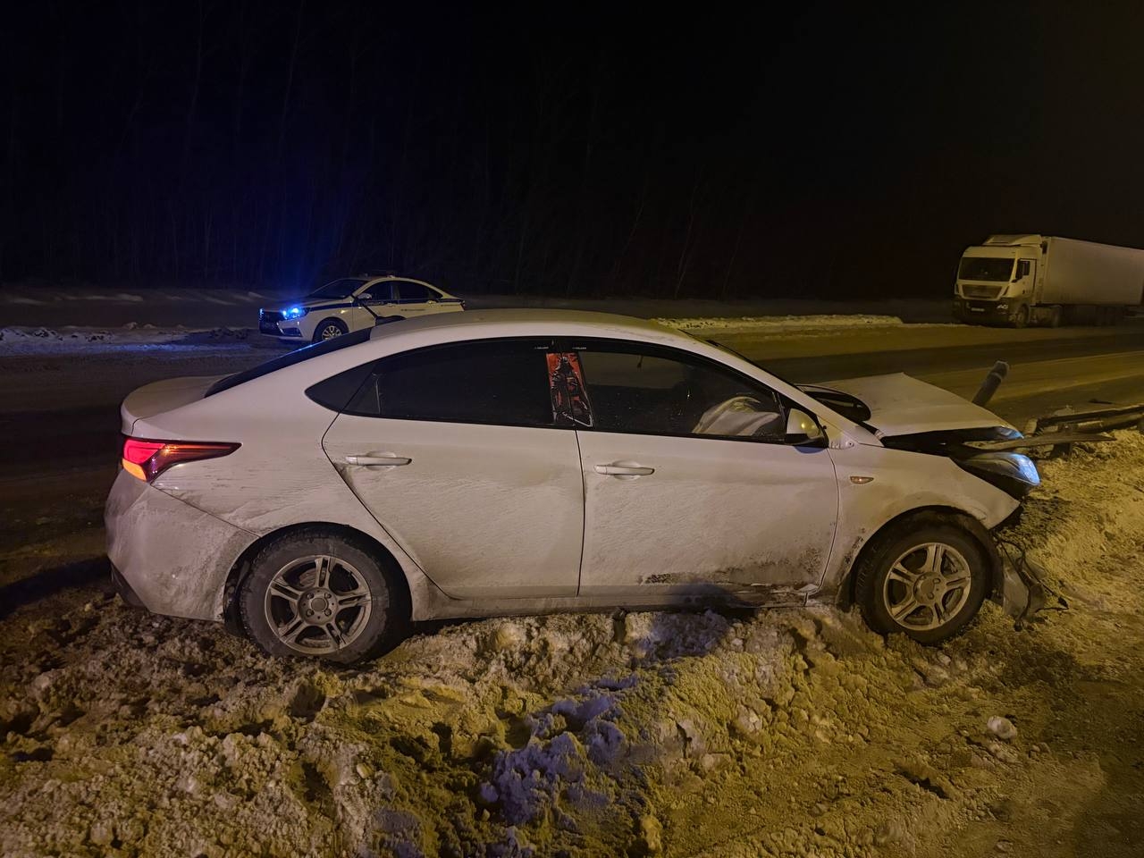 Сегодня ночью на 872 километре трассы М-5 произошло ДТП