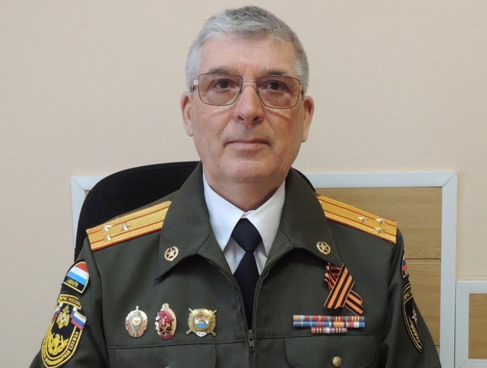 Профессиональный юбилей отмечает начальник 42-го Отряда Виктор Романов