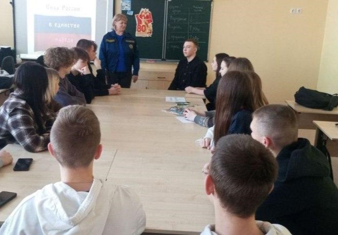 Школьники Приволжья узнали, как вести себя при чрезвычайной ситуации