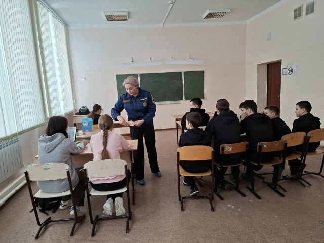 Профилактическое мероприятие по противопожарной безопасности среди учащихся школы Челно-Вершинского района