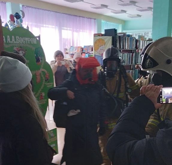 Представители ГКУ СО «Центр по делам ГО, ПБ и ЧС» приняли участие в командно-штабных учениях, прошедших на территории Красноармейского района