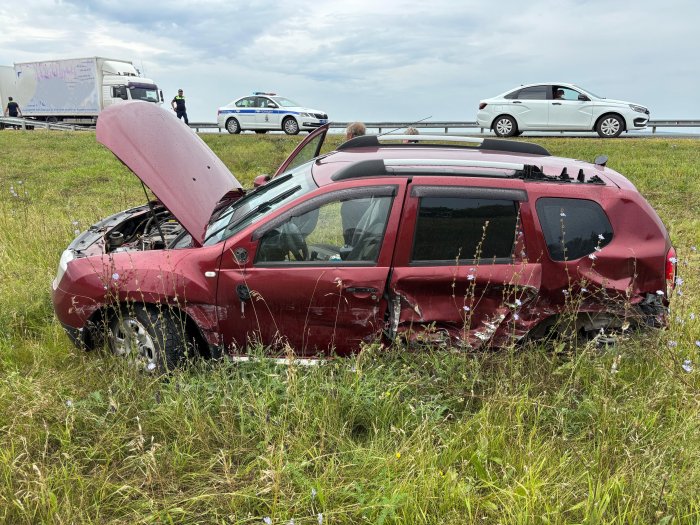Дорожно-транспортное происшествие с участием двух автомобилей произошло сегодня в Камышлинском районе