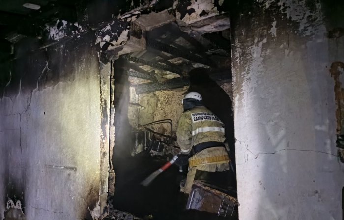 В Кошкинском районе в жилом доме произошёл пожар на площади 140 квадратных метров