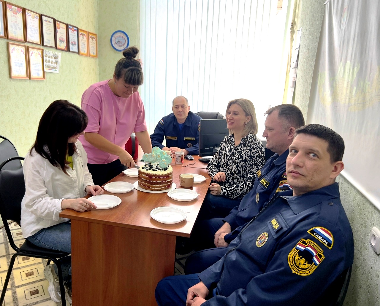 Серебряный юбилей работы в пожарной охране отметила главный бухгалтер 37-го Отряда