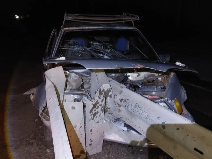 Вчера вечером в Елховском районе произошел наезд на препятствие автомобиля ВАЗ 2114