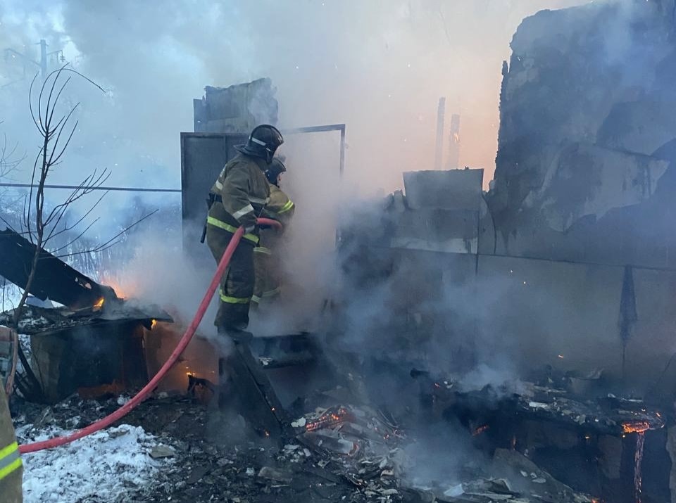 Возгорание нежилого строения произошло вчера в городском округе Кинель