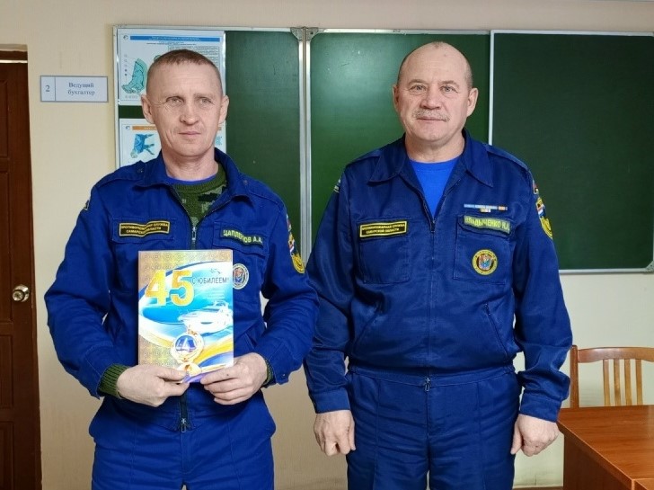  Большечерниговском районе поздравления с юбилеем принимал ветеран пожарной охраны