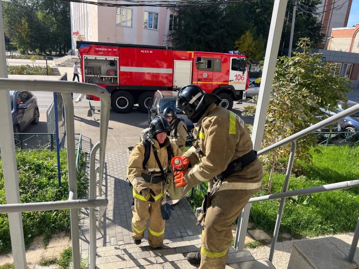 Отработка тактики тушения пожара прошла в городском округе Октябрьске