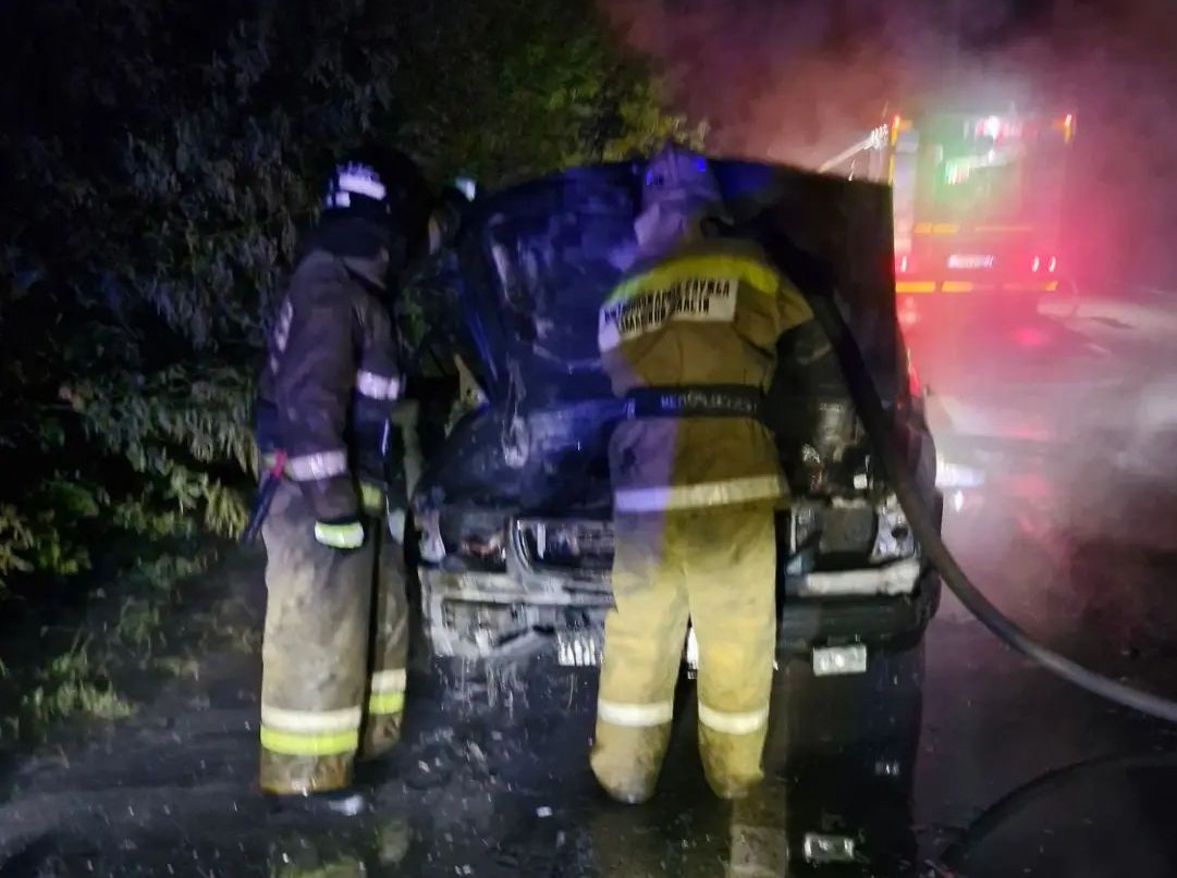 В Ставропольском районе произошло возгорание в движении автомобиля Волга