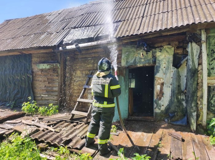 Ещё один пожар произошел сегодня, но уже в Клявлинском районе