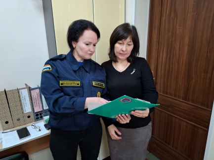 В селе Утевка Нефтегорского района состоялись профилактические беседы с местными жителями о соблюдении правил пожарной безопасности