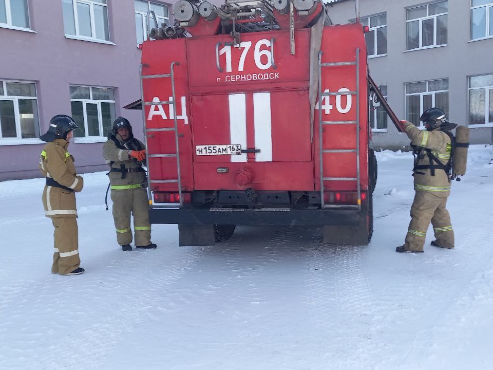 Регулярные пожарно-тактические занятия гарантируют успешные и слаженные действия огнеборцев