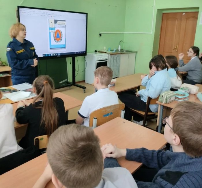 В преддверии Всемирного дня гражданской обороны