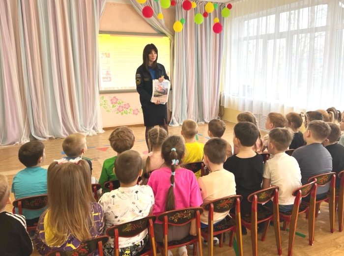 Малышам о правилах пожарной безопасности