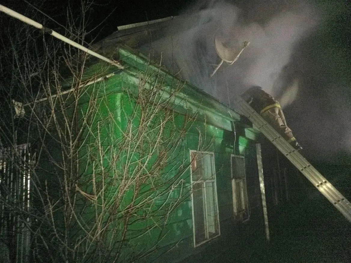 Вчера ночью в Похвистневском районе горел дом