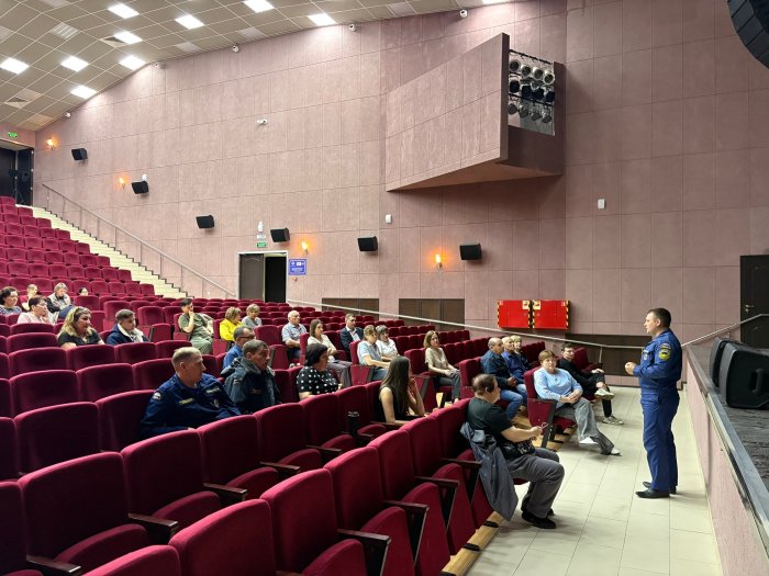 Тренировочный семинар, посвященный вопросам пожарной безопасности прошел в Большеглушицком районе