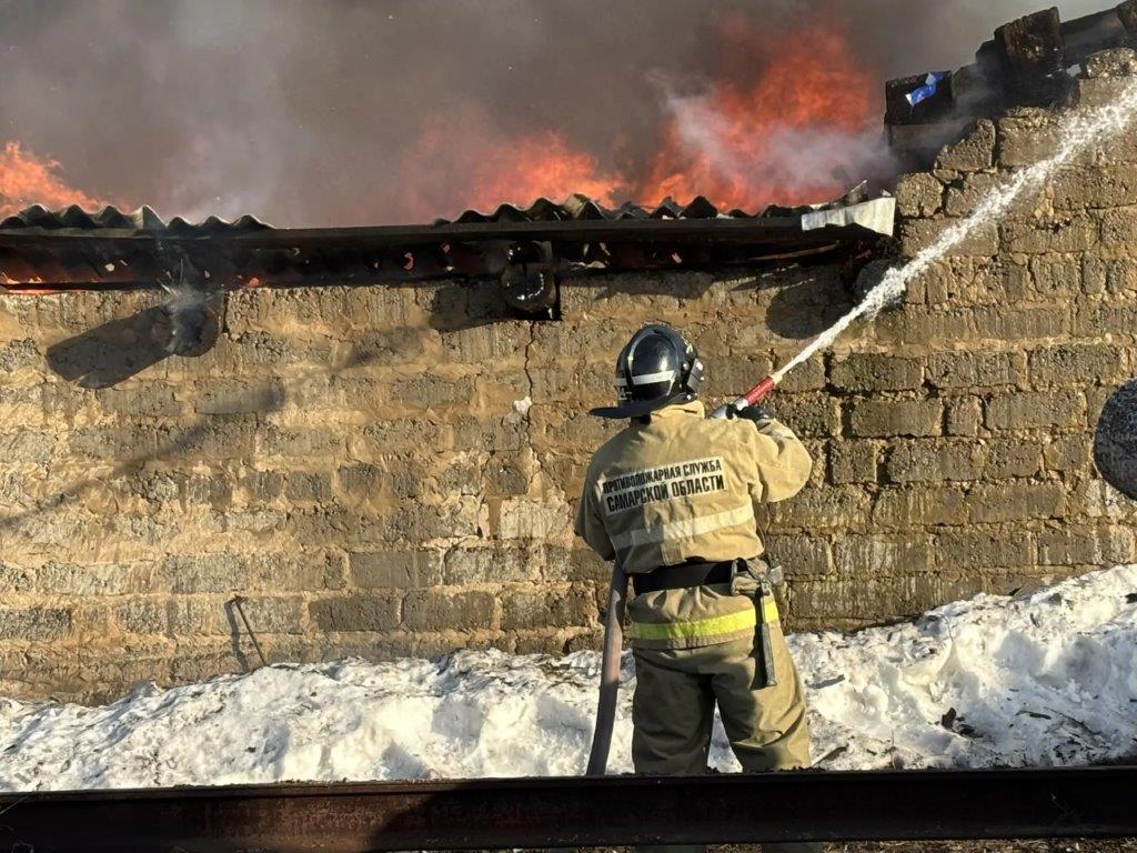 В Борском районе произошел пожар на площади 400 квадратных метров