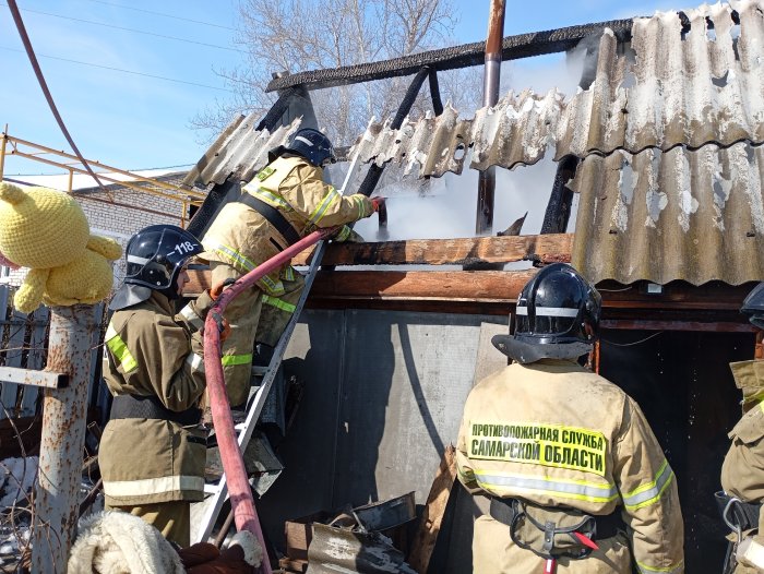 В настоящий момент в Исаклинском районе горит баня