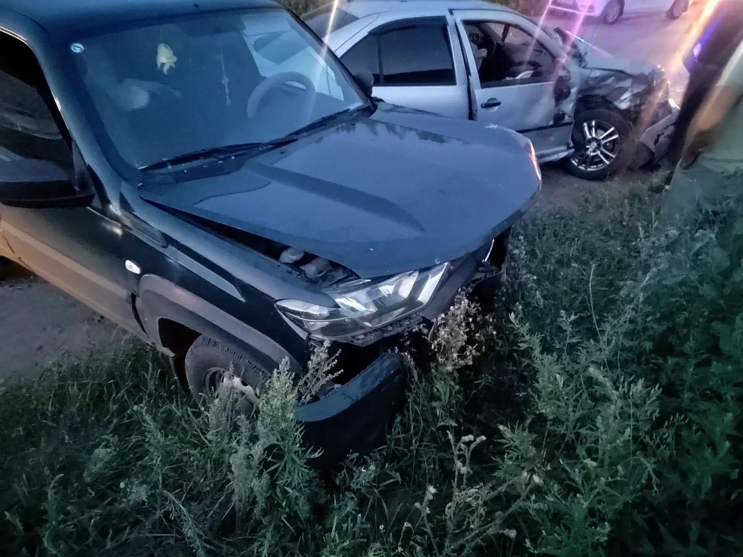 Вчера в Красноярском районе произошло встречное столкновение 2 транспортных средств