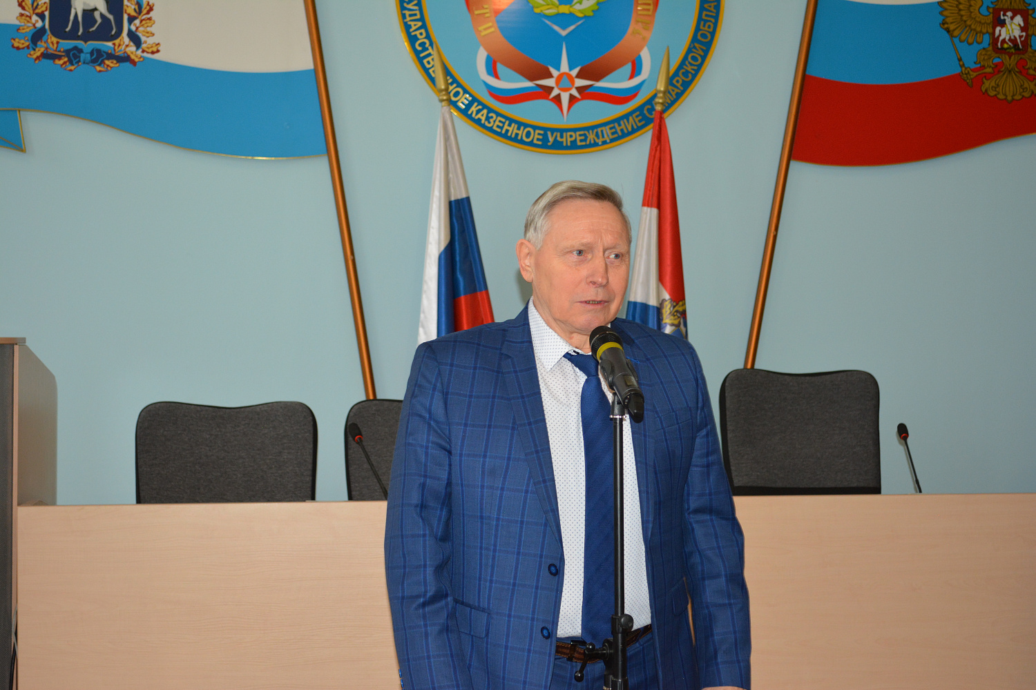 Спасибо, уважаемый Вячеслав Ильич, за Ваше многолетнее и безупречное руководство!