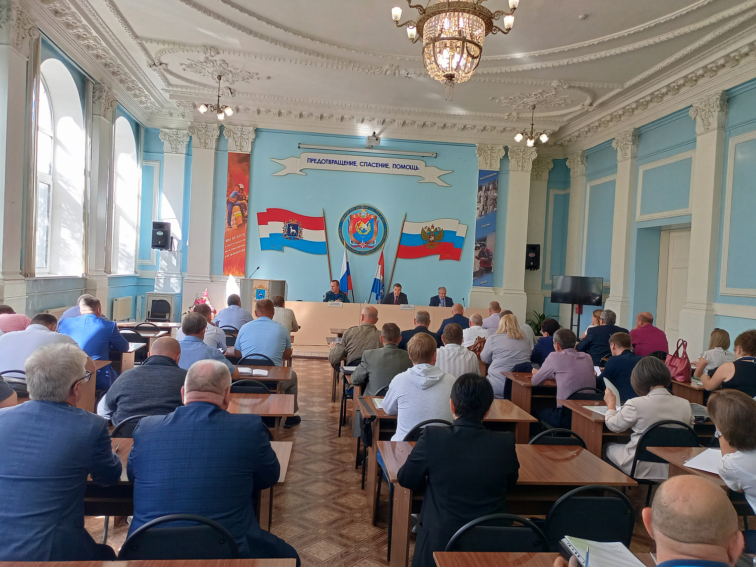 Представители регионального ГКУ «Центр по делам ГО, ПБ и ЧС» приняли участие в штабной тренировке по гражданской обороне 