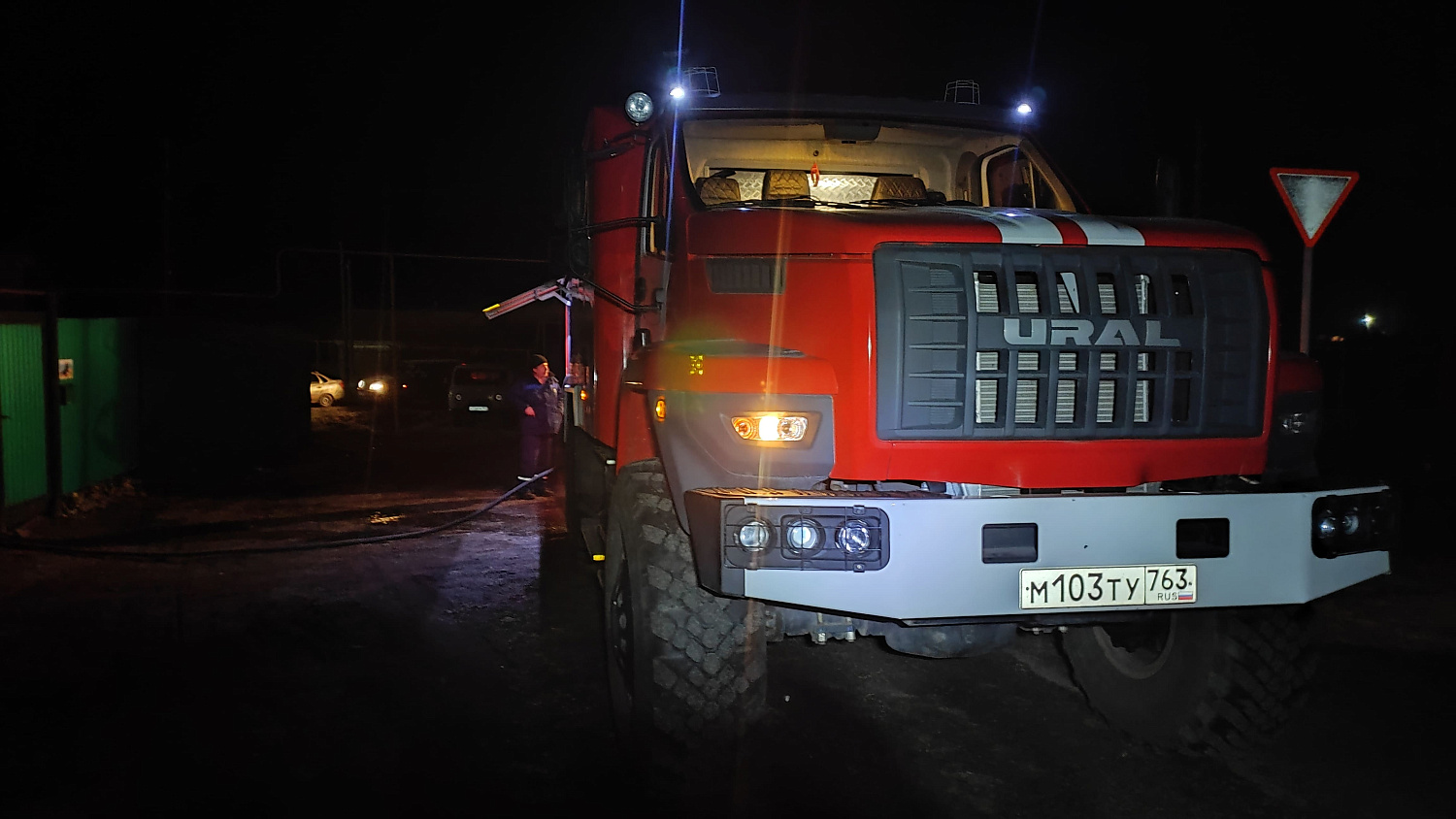 В Клявлинском районе загорелось чердачное помещение бани