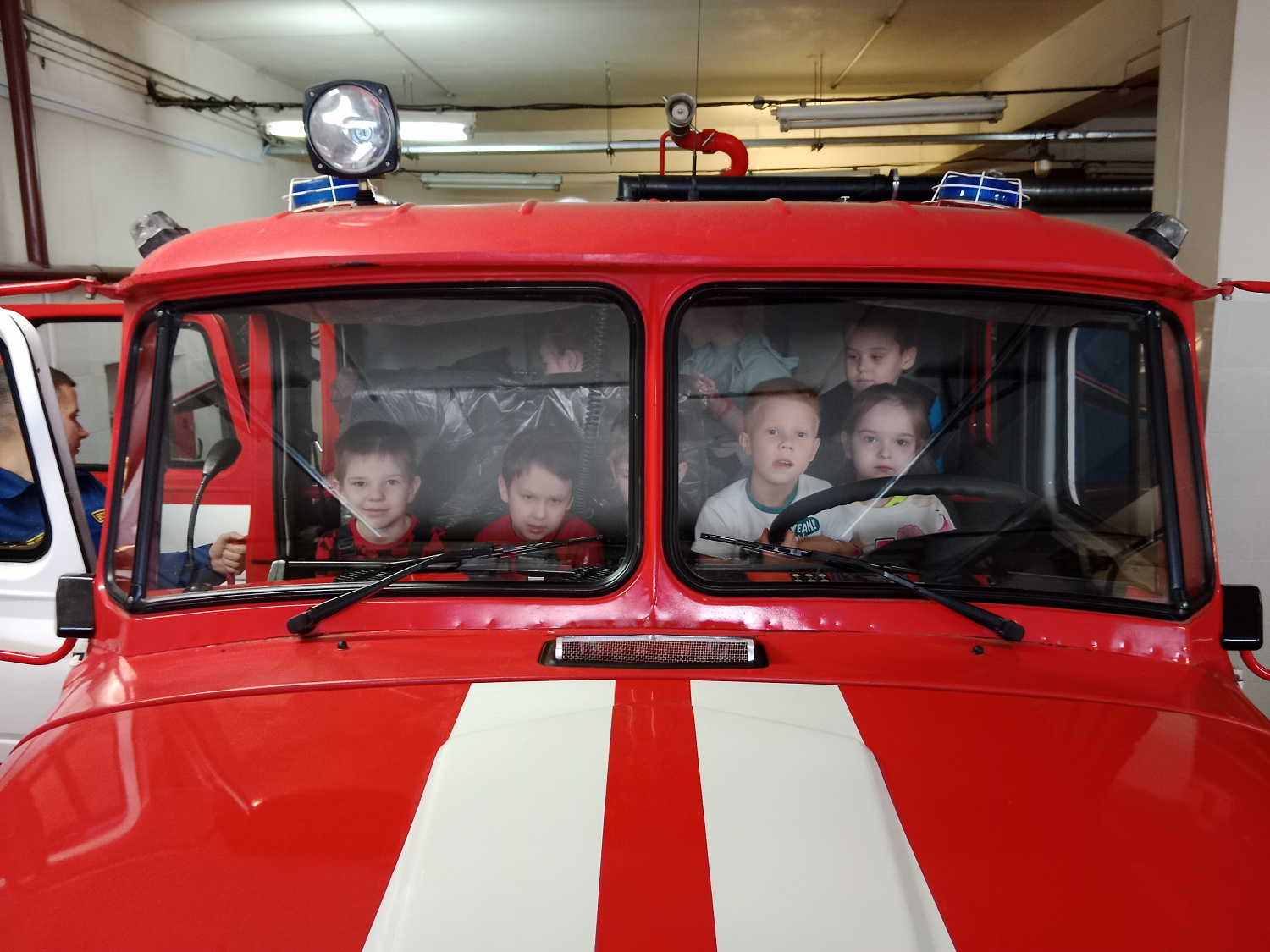 Повторяем противопожарные правила с нашим инструктором пожарно-спасательной части № 125 