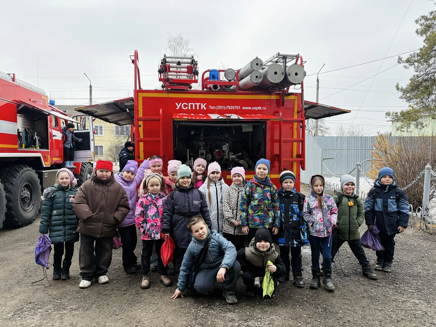 Познавательная экскурсия прошла в пожарно-спасательной отряде № 44